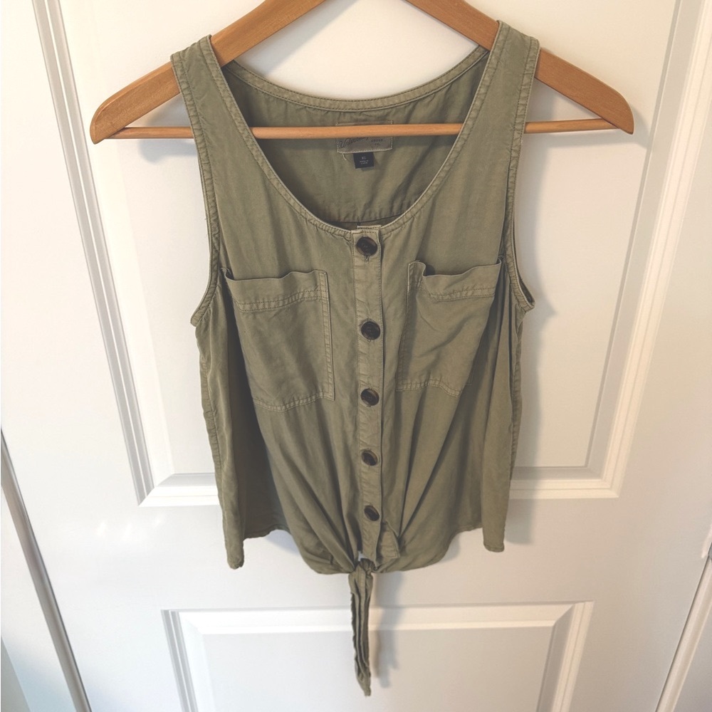 Universal Thread GREEN Button/Tie Front Tank XS - Picture 2 of 6